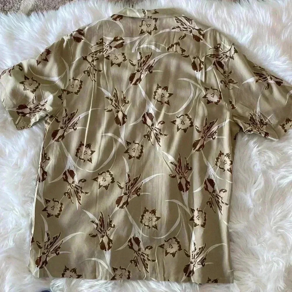 NWT XL Floral Island Republic Mens Silk Rayon Blend Button Down Shirt - Picture 8 of 8